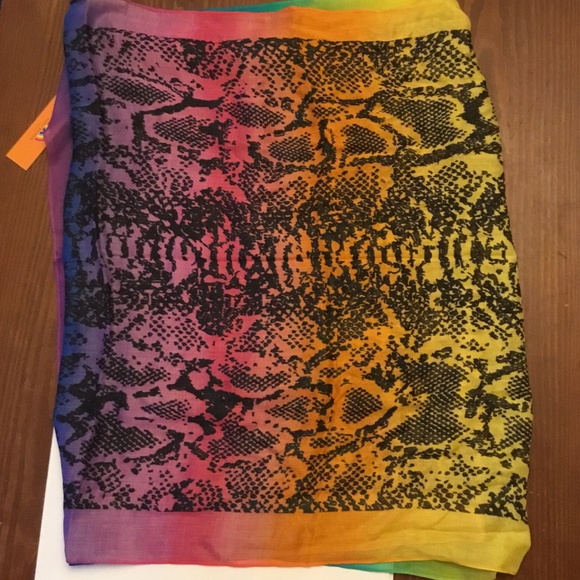 Kurt Geiger Scarf - Picture 6 of 7